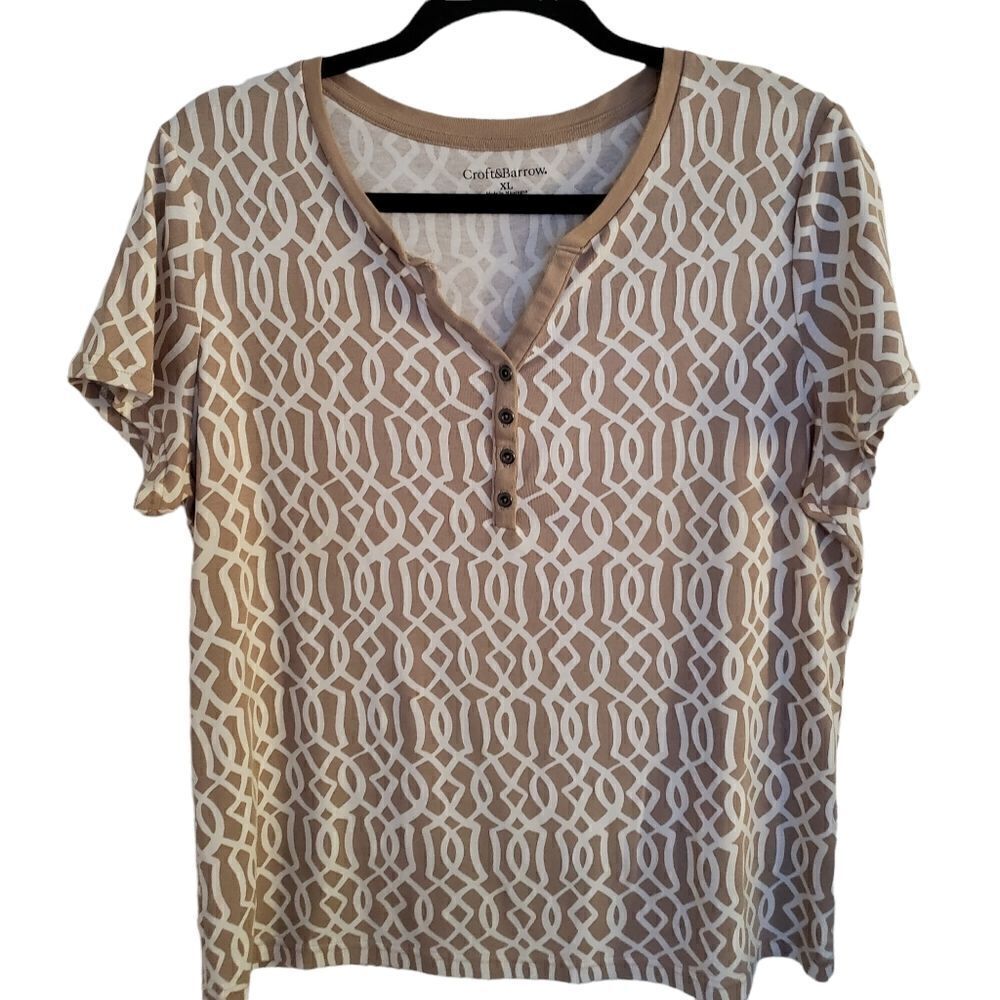 Croft & Barrow Patterened Short Sleeve V-Neck Tee Size XL